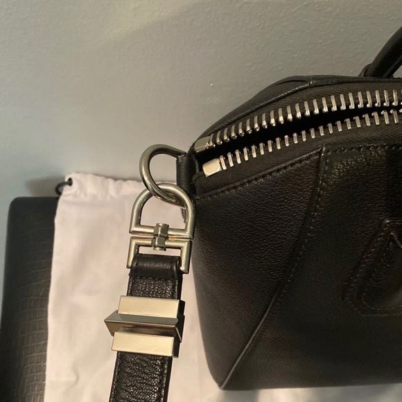 Givenchy Antigona Small - Picture 5 of 7